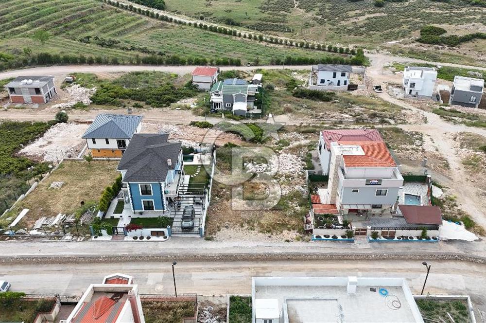 MENEMEN VİLLAKENTTE VİLLA İMARLI SATILIK MÜSTAKİL ARSA