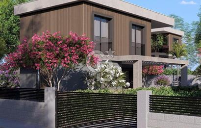KUŞADASI GÜZELÇAMLI'DA MÜSTAKİL HAVUZLU 140m2 3+1 SATILIK VİLLA