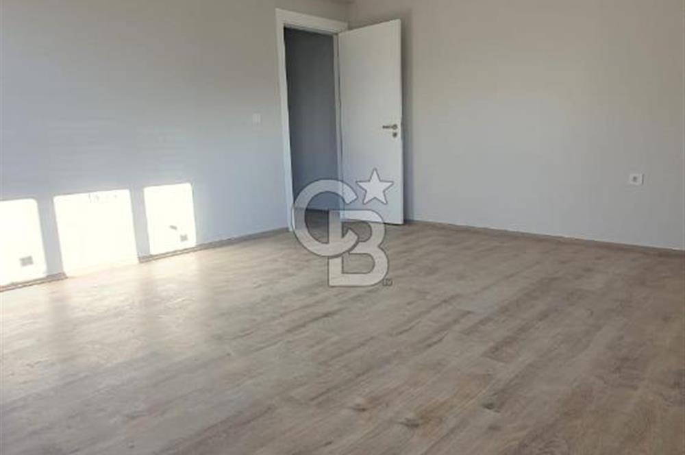 İzmir Çiğli esentepe 2+1 havuzlu daire