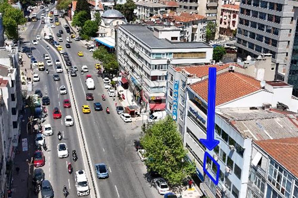 Kızıltoprak Bağdat Caddesinde, Yüksek Tabela Değerli 2+1 Ofis
