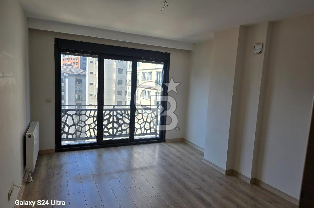 Bostancı-Suadiye Lokasyonunda  2+1 Kiralık Daire 
