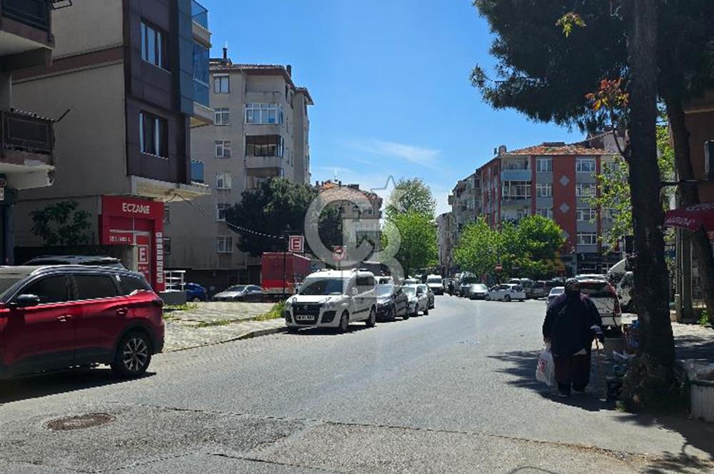Maltepe Merkezinde Satılık 2+1
