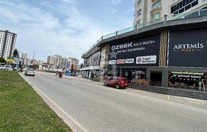 Seyhan İlçesi Pınar Mh.Ali Bozdoğan Bulvarında Mükemmel 3 katlı Mağaza