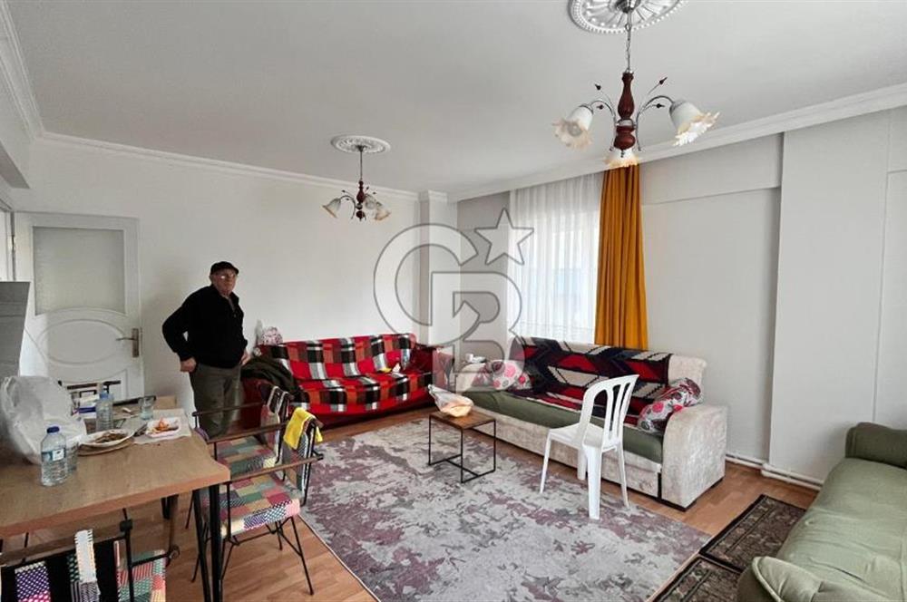 ALİAĞA KAZIMDİRİK MAHALLESİ'NDE SATILIK GENİŞ 2+1 DAİRE