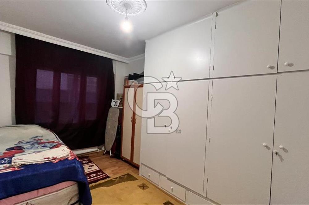 ALİAĞA KAZIMDİRİK MAHALLESİ'NDE SATILIK GENİŞ 2+1 DAİRE