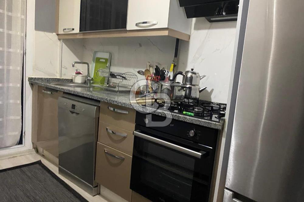 MENEMEN ESATPAŞA’DA SATILIK 2+1 CADDEYE CEPHE DAİRE