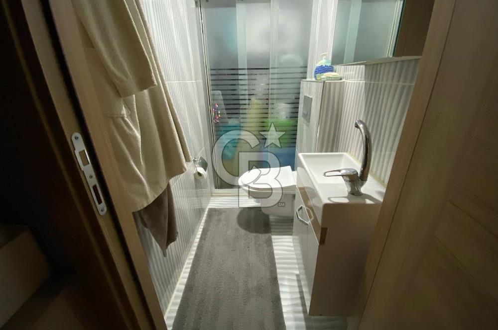 MENEMEN ESATPAŞA’DA SATILIK 2+1 CADDEYE CEPHE DAİRE