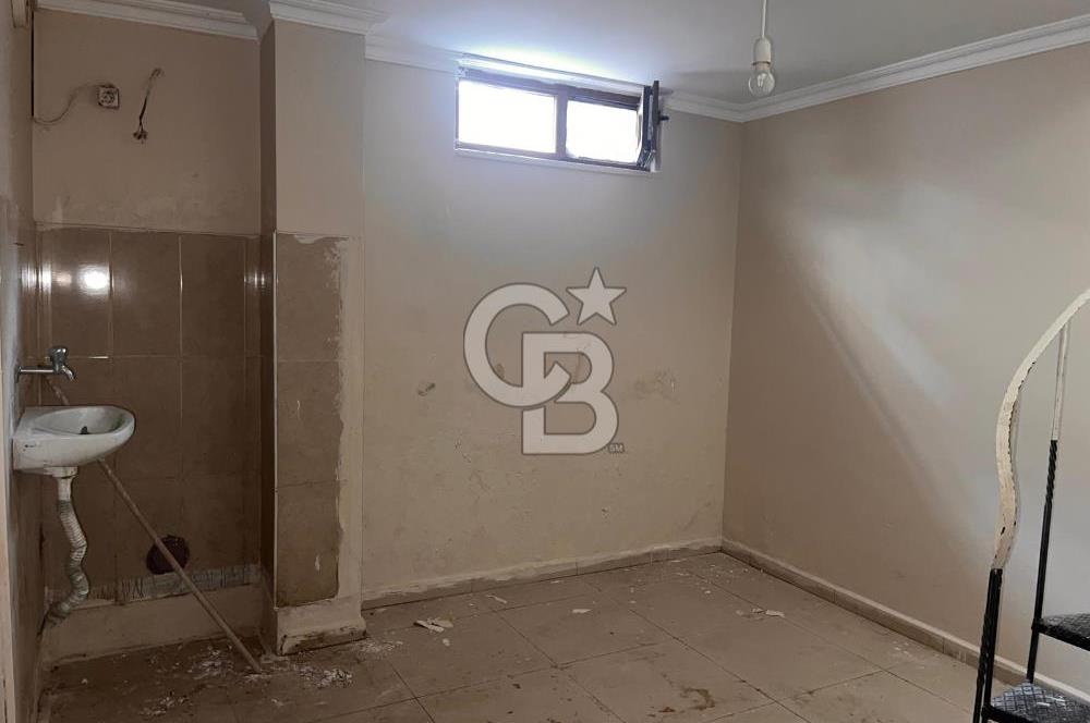 Güzeltepe'te 2 katlı Satılık Dükkan..