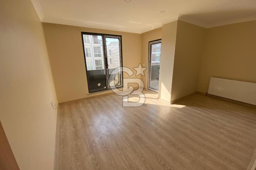 ÇEKMEKÖY SOĞUKPINAR MAH. YENİ BİNADA 2+1 SATILIK DAİRE