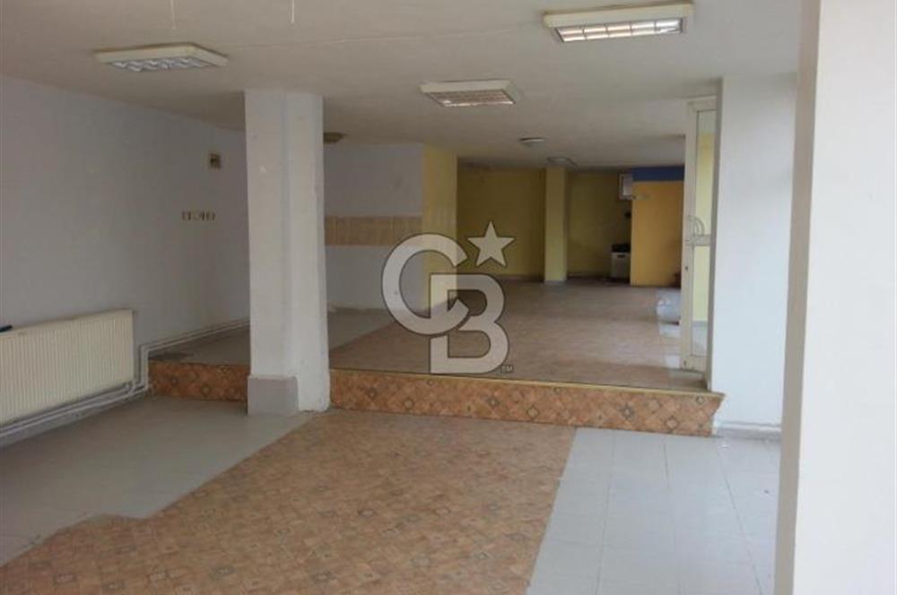 Yalova Çınarcık’ın Gözde Lokasyonunda Kiralık / Satılık Asma Katlı, Depolu Geniş Dükkan!