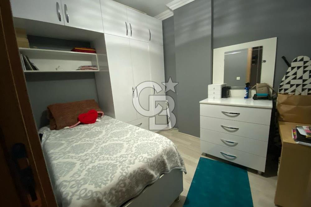 MENEMEN ESATPAŞA’DA SATILIK 2+1 CADDEYE CEPHE DAİRE