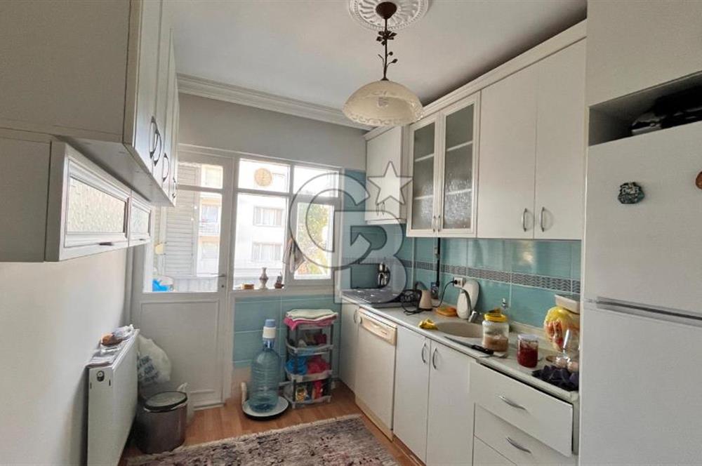 ALİAĞA KAZIMDİRİK MAHALLESİ'NDE SATILIK GENİŞ 2+1 DAİRE
