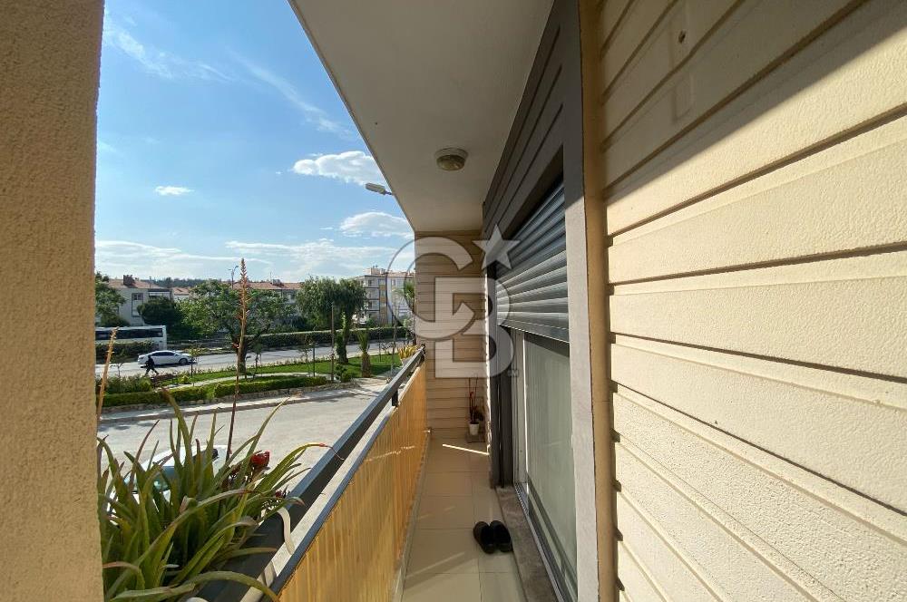 MENEMEN ESATPAŞA’DA SATILIK 2+1 CADDEYE CEPHE DAİRE