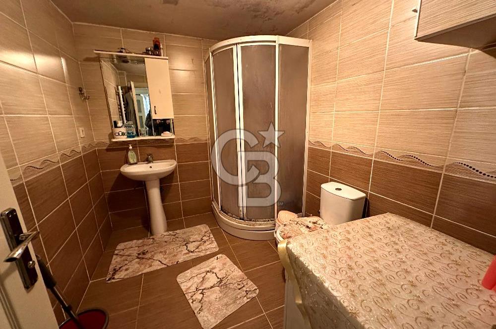 Ümraniye İstiklal Mahallesi nde Satılık 2+1 Daire