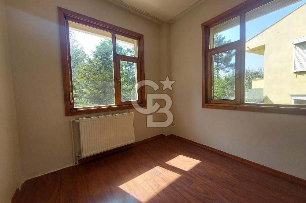 Gebze Pelitli Nilüfer Evleri'inde satılık villa.
