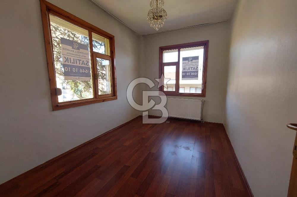 Gebze Pelitli Nilüfer Evleri'inde satılık villa.