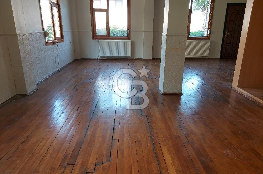 Gebze Pelitli Nilüfer Evleri'inde satılık villa.