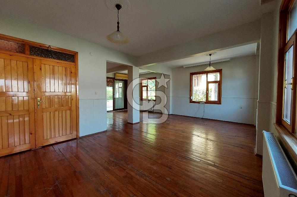 Gebze Pelitli Nilüfer Evleri'inde satılık villa.