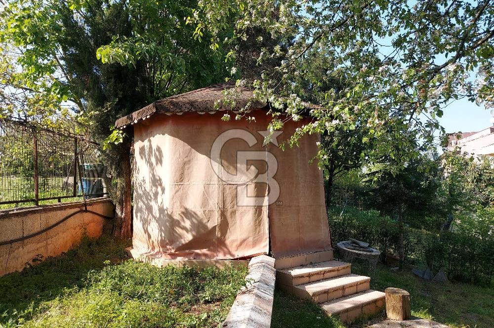 Gebze Pelitli Nilüfer Evleri'inde satılık villa.