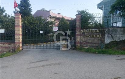 Gebze Pelitli Nilüfer Evleri'inde satılık villa.