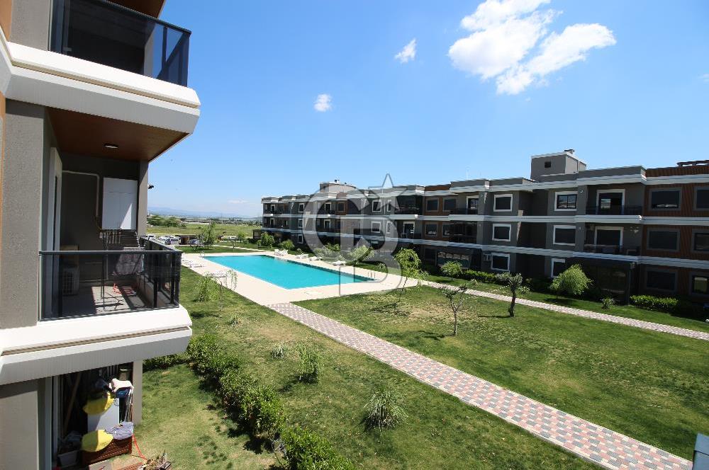 Menderes Site İçi Köşe Konum, Havuz Cephe 2+1 Kiralık Daire