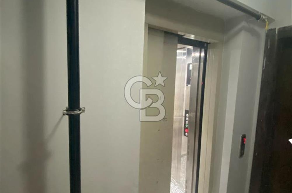 MENEMEN YAHŞELLİ MAHALLESİ'NDE 3+1 DOĞALGAZLI SATILIK DAİRE