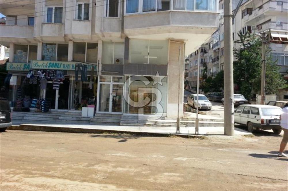 Yalova Çınarcık’ın Gözde Lokasyonunda Kiralık / Satılık Asma Katlı, Depolu Geniş Dükkan!