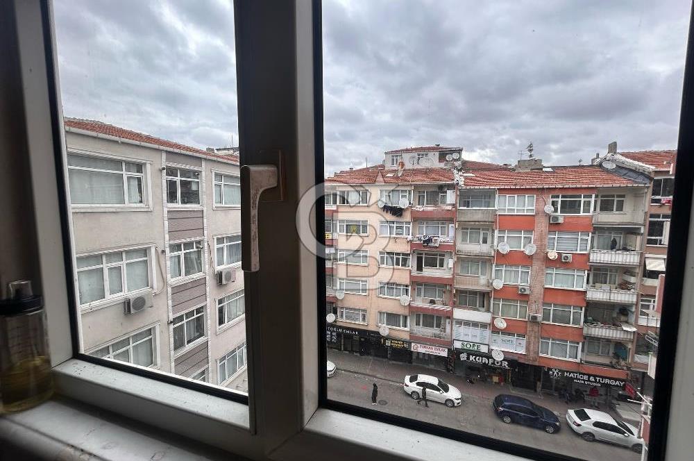 Şirinevler Meydanda Eşyalı,Temiz 2+1 Kiralık Daire