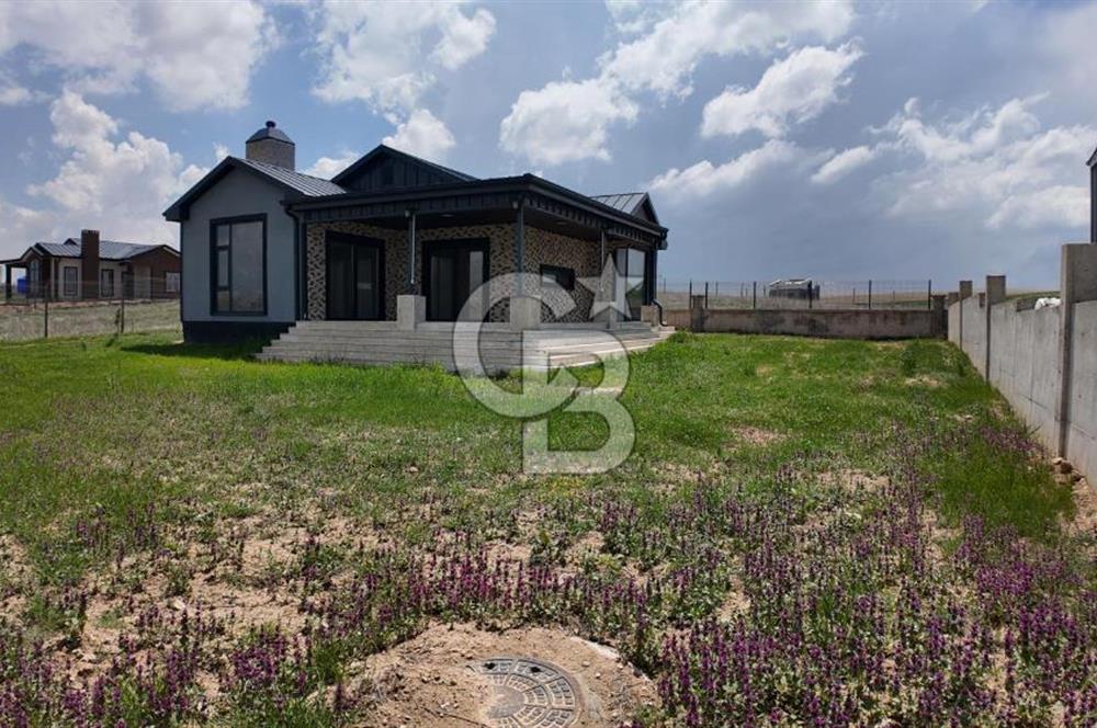 SİNCAN TEMELLİDE SATILIK 628 m2 KONUT ARSASI ve MÜSTAKİL EV