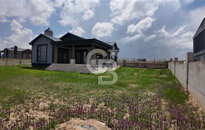 SİNCAN TEMELLİDE SATILIK 628 m2 KONUT ARSASI ve MÜSTAKİL EV