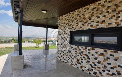 SİNCAN TEMELLİDE SATILIK 628 m2 KONUT ARSASI ve MÜSTAKİL EV