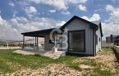 SİNCAN TEMELLİDE SATILIK 628 m2 KONUT ARSASI ve MÜSTAKİL EV