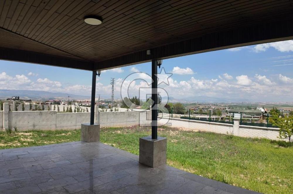SİNCAN TEMELLİDE SATILIK 628 m2 KONUT ARSASI ve MÜSTAKİL EV