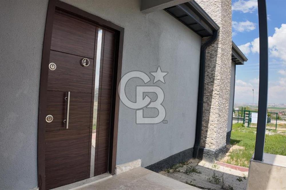 SİNCAN TEMELLİDE SATILIK 628 m2 KONUT ARSASI ve MÜSTAKİL EV