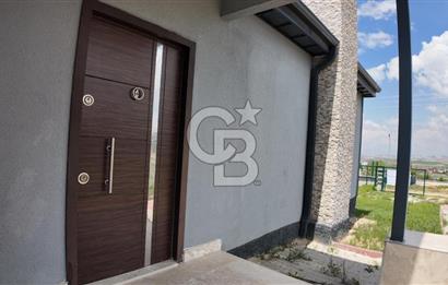 SİNCAN TEMELLİDE SATILIK 628 m2 KONUT ARSASI ve MÜSTAKİL EV