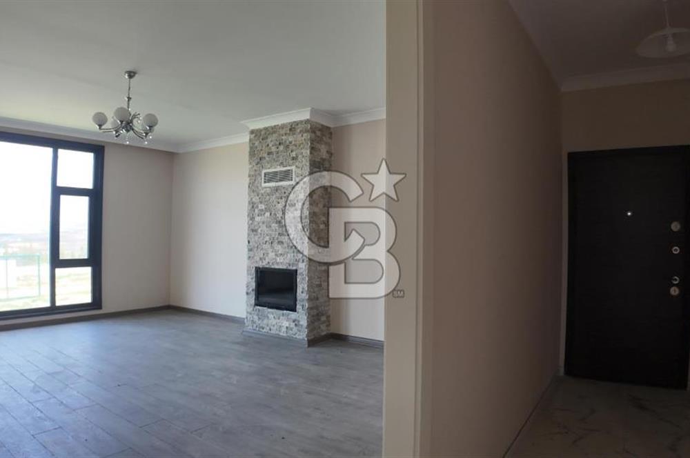 SİNCAN TEMELLİDE SATILIK 628 m2 KONUT ARSASI ve MÜSTAKİL EV