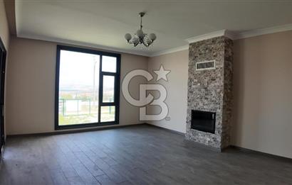 SİNCAN TEMELLİDE SATILIK 628 m2 KONUT ARSASI ve MÜSTAKİL EV