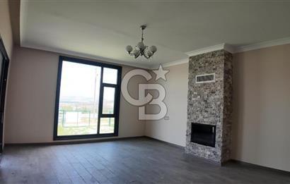 SİNCAN TEMELLİDE SATILIK 628 m2 KONUT ARSASI ve MÜSTAKİL EV