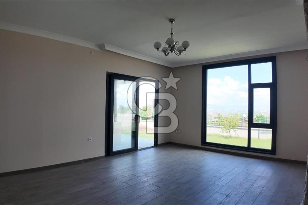 SİNCAN TEMELLİDE SATILIK 628 m2 KONUT ARSASI ve MÜSTAKİL EV