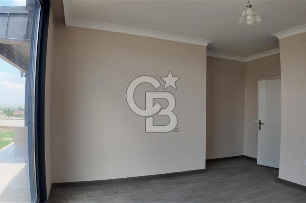 SİNCAN TEMELLİDE SATILIK 628 m2 KONUT ARSASI ve MÜSTAKİL EV