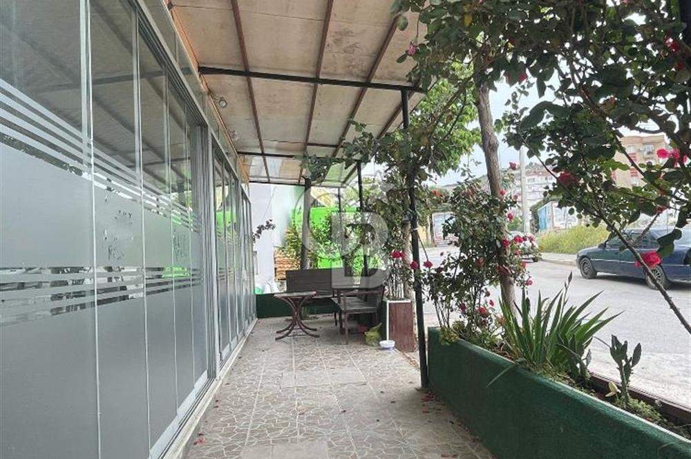 İZMİR BAYRAKLI POSTACILAR'DA  150M2 SATILIK DÜKKAN