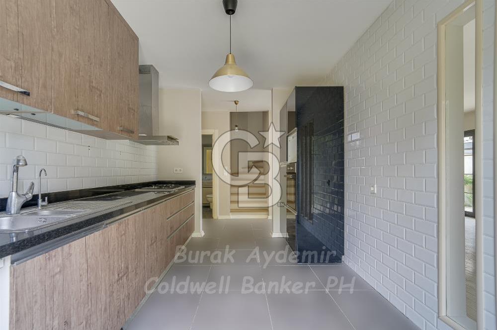 GÜZELBAHÇE KAHRAMANDERE MAHALLESİNDE SATILIK SİTE İÇİ 240 M2 VİLLA