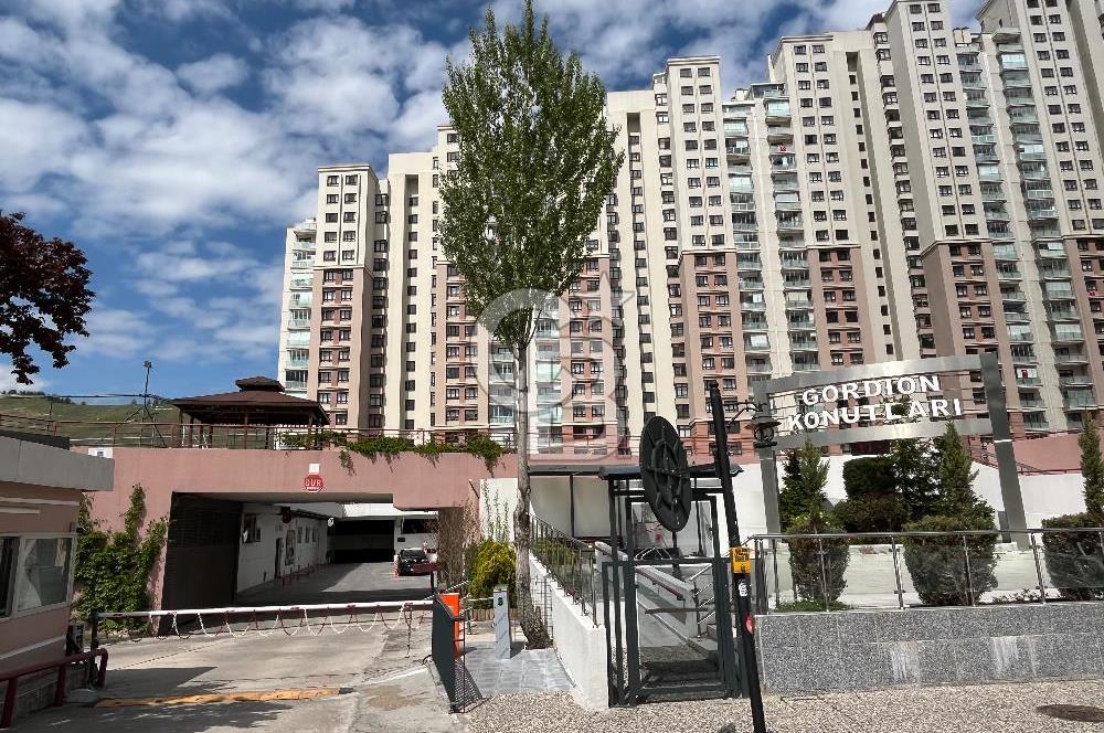 GORDİON KONUTLARINDA SATILIK BOŞ TRİPLEKS! AVM ve METRO YANI