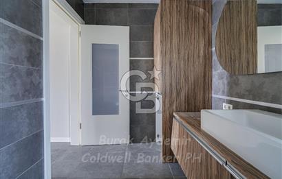 GÜZELBAHÇE KAHRAMANDERE MAHALLESİNDE SATILIK SİTE İÇİ 240 M2 VİLLA