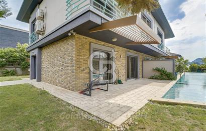 GÜZELBAHÇE KAHRAMANDERE MAHALLESİNDE SATILIK SİTE İÇİ 240 M2 VİLLA