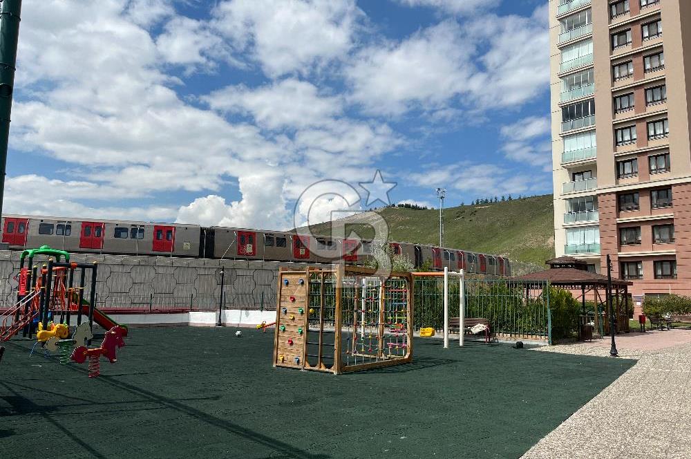 GORDİON KONUTLARINDA SATILIK BOŞ TRİPLEKS! AVM ve METRO YANI