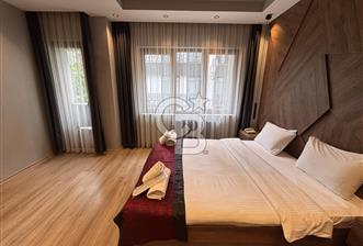Beyoğlu Feridiye Yenilenmiş Binada Turizm İşletme Belgeli 29 Yataklı 10 Odalı Satılık Otel