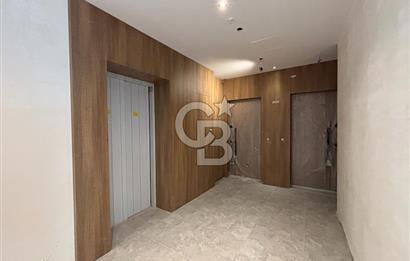E5 ANA YOL ÜZERİNDE MANZARALI KREDİYE UYGUN SATILIK BÜRO OFİS