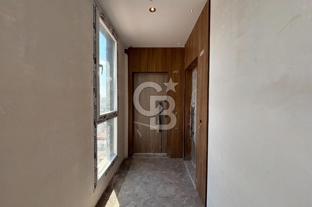 E5 ANA YOL ÜZERİNDE MANZARALI KREDİYE UYGUN SATILIK BÜRO OFİS
