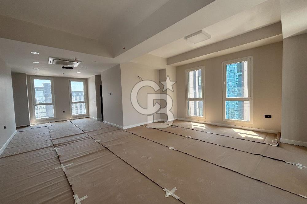 E5 ANA YOL ÜZERİNDE MANZARALI KREDİYE UYGUN SATILIK BÜRO OFİS